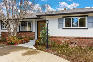 6407 Oakridge Way, Sacramento, CA 95831 - Photo 3