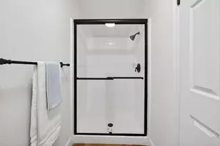 8350 Spengler Dr, Sacramento, CA 95828 - Photo 37