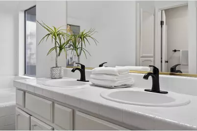 8350 Spengler Drive, Sacramento, CA 95828 - Photo 33