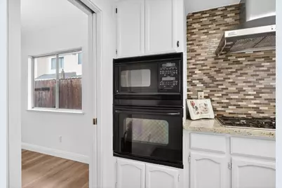 8350 Spengler Drive, Sacramento, CA 95828 - Photo 17