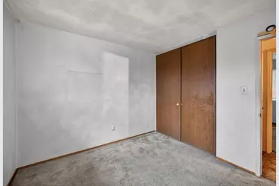 7229 Lawnwood Drive, Sacramento, CA 95828 - Photo 17