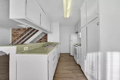 4479 La Cresta Way # 2, Stockton, CA 95207 - Photo 3