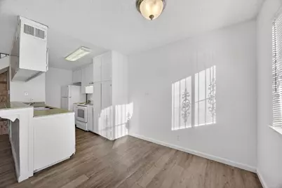 4479 La Cresta Way # 2, Stockton, CA 95207 - Photo 11