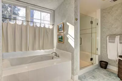 1840 Rockwood Drive, Sacramento, CA 95864 - Photo 37