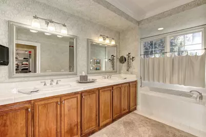 1840 Rockwood Drive, Sacramento, CA 95864 - Photo 35