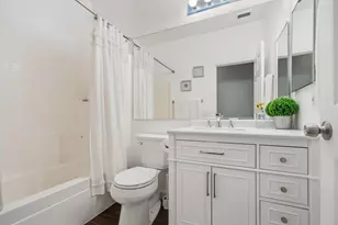 3042 Tintorera Way, Sacramento, CA 95833 - Photo 13