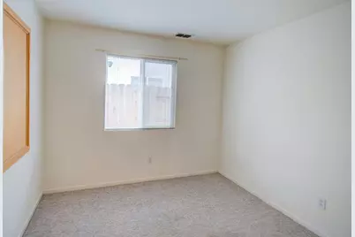 174 Castlewood Avenue, Lathrop, CA 95330 - Photo 9