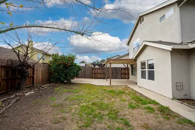 174 Castlewood Avenue, Lathrop, CA 95330 - Photo 39
