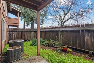 495 Cherry Lane #B, Manteca, CA 95337 - Photo 17