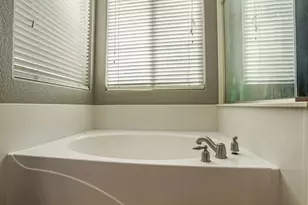 1152 Laureto St, Manteca, CA 95336 - Photo 33