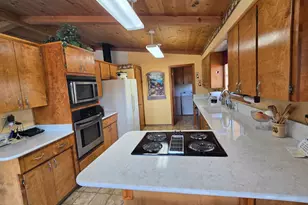 4204 State Hwy 263, Yreka, CA 96097 - Photo 13