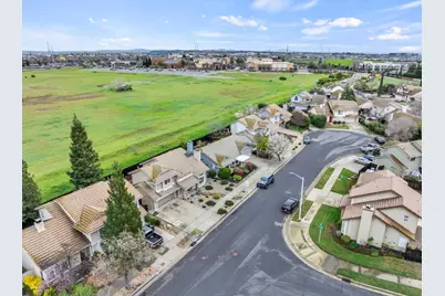 401 Ruby Court, Roseville, CA 95678 - Photo 43