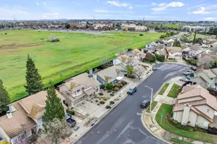 401 Ruby Ct, Roseville, CA 95678 - Photo 43