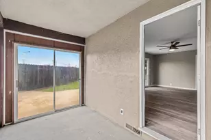 1713 Pikake, Ceres, CA 95307 - Photo 21