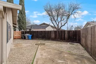 1713 Pikake, Ceres, CA 95307 - Photo 43