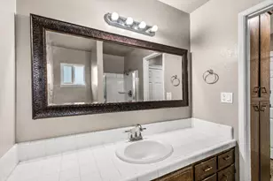 1713 Pikake, Ceres, CA 95307 - Photo 31