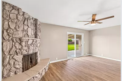 1713 Pikake, Ceres, CA 95307 - Photo 23