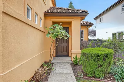 1489 Freswick Drive, Folsom, CA 95630 - Photo 5