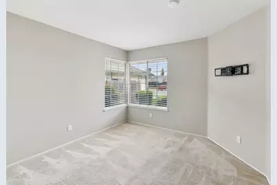 707 Summit Lakes Way, Galt, CA 95632 - Photo 15