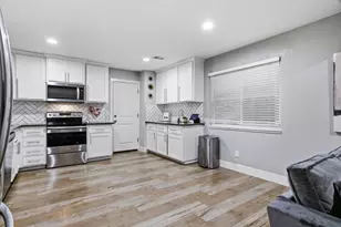 3356 Gould Way, Sacramento, CA 95827 - Photo 9