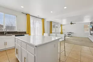 302 Johnson Ferry Rd, Lathrop, CA 95330 - Photo 11