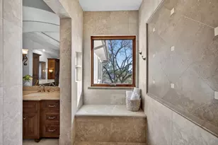 3909 Edgevale Ct, Fair Oaks, CA 95628 - Photo 47