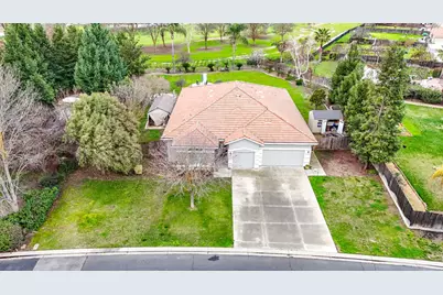 12170 Pheasant Run Boulevard, Chowchilla, CA 93610 - Photo 3