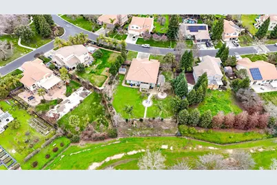 12170 Pheasant Run Boulevard, Chowchilla, CA 93610 - Photo 11