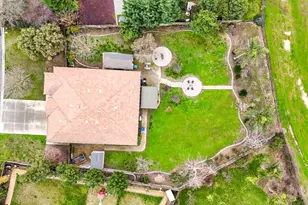 12170 Pheasant Run Blvd, Chowchilla, CA 93610 - Photo 9