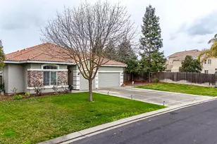 12170 Pheasant Run Blvd, Chowchilla, CA 93610 - Photo 1