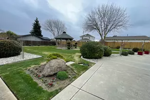 2117 Vincent Ave, Hughson, CA 95326 - Photo 7