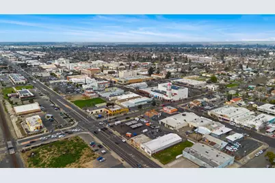 1616 Martin Luther King Jr, Merced, CA 95340 - Photo 17