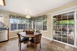 6624 Creekmont Way, Citrus Heights, CA 95621 - Photo 11