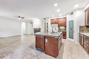 5716 Alder Bridge Ct, Elk Grove, CA 95757 - Photo 17