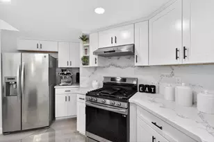 7821 Scottsdale Dr, Sacramento, CA 95828 - Photo 27