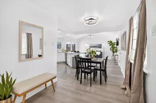 7821 Scottsdale Dr, Sacramento, CA 95828 - Photo 15