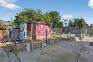 7821 Scottsdale Dr, Sacramento, CA 95828 - Photo 47