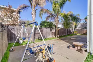 8775 Liscarney, Sacramento, CA 95828 - Photo 3