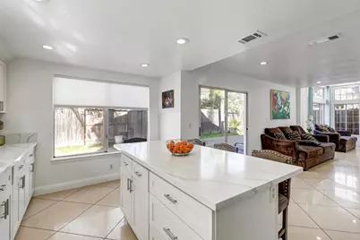 8775 Liscarney, Sacramento, CA 95828 - Photo 33