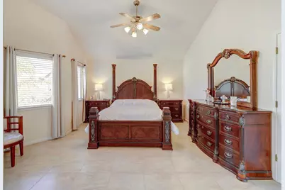 8775 Liscarney, Sacramento, CA 95828 - Photo 47