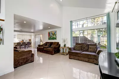 8775 Liscarney, Sacramento, CA 95828 - Photo 25