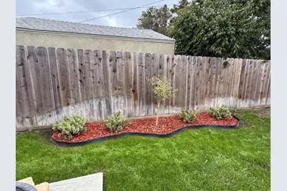 931 Park Avenue, Escalon, CA 95320 - Photo 13