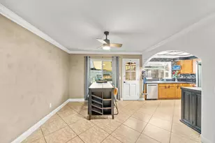 8048 Renton Way, Sacramento, CA 95828 - Photo 21