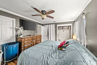 8048 Renton Way, Sacramento, CA 95828 - Photo 29