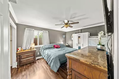 8048 Renton Way, Sacramento, CA 95828 - Photo 27