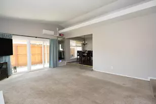 1576 E Warner, Fresno, CA 93710 - Photo 13