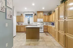 Bluebird Ln, Folsom, CA 95630 - Photo 9