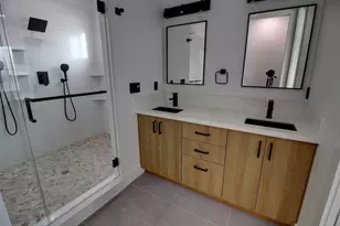 1526 3rd St, Escalon, CA 95320 - Photo 43