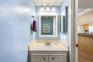 4007 Oak Villa Cir, Carmichael, CA 95608 - Photo 37