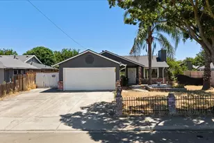 205 Weber Ave, Patterson, CA 95363 - Photo 1